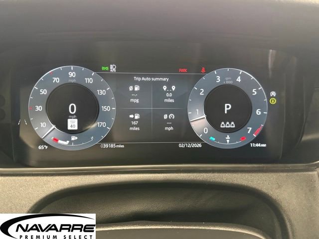 Used 2025 Land Rover Range Rover Velar Dynamic SE image 18