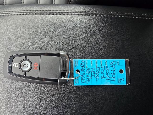 Used 2024 Ford Edge SEL image 29