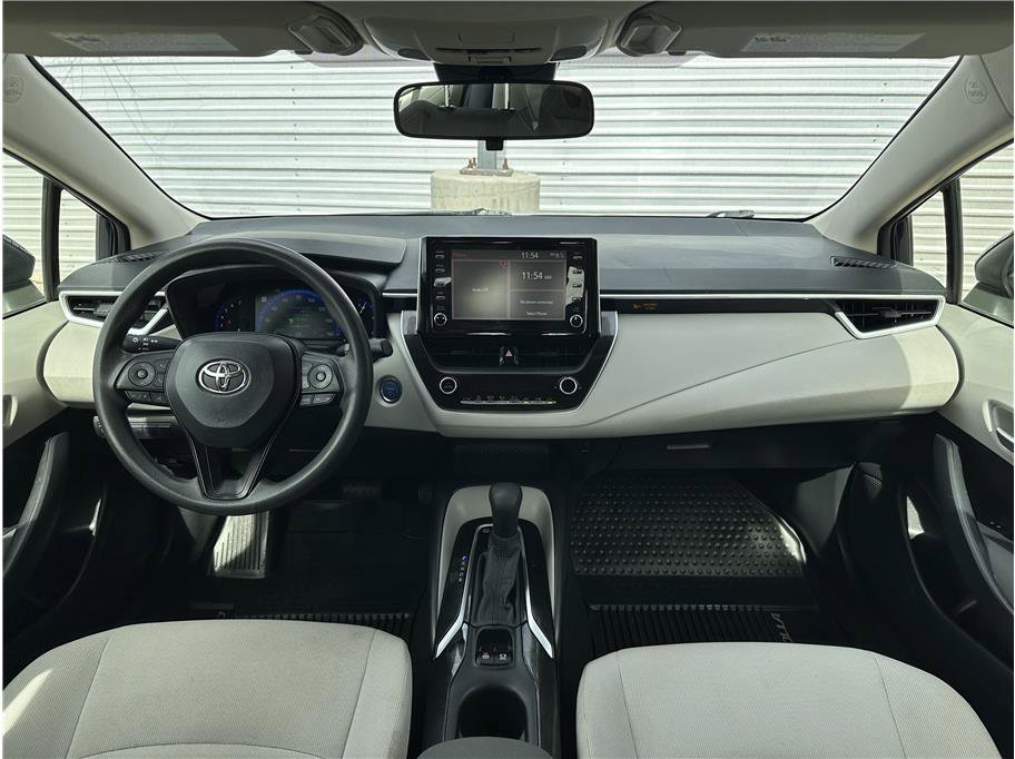 Used 2020 Toyota Corolla LE FWD image 18