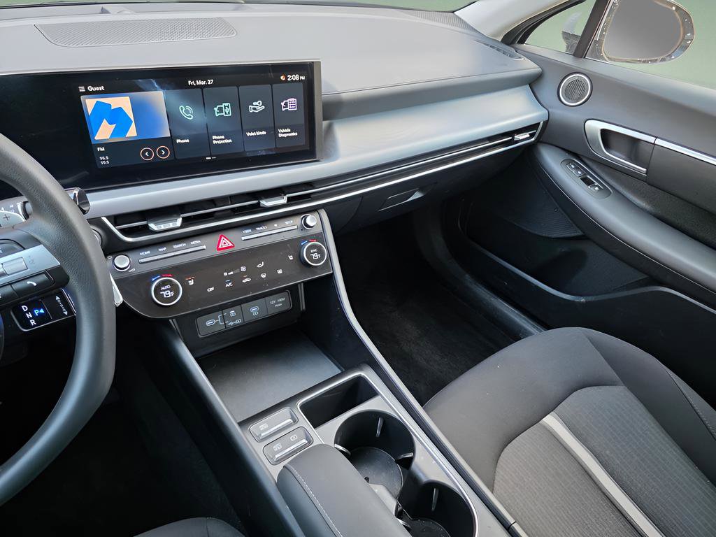 Used 2025 Hyundai Sonata SEL FWD image 28