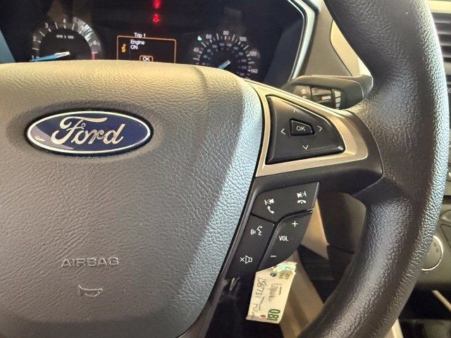 Used 2014 Ford Fusion SE FWD image 16