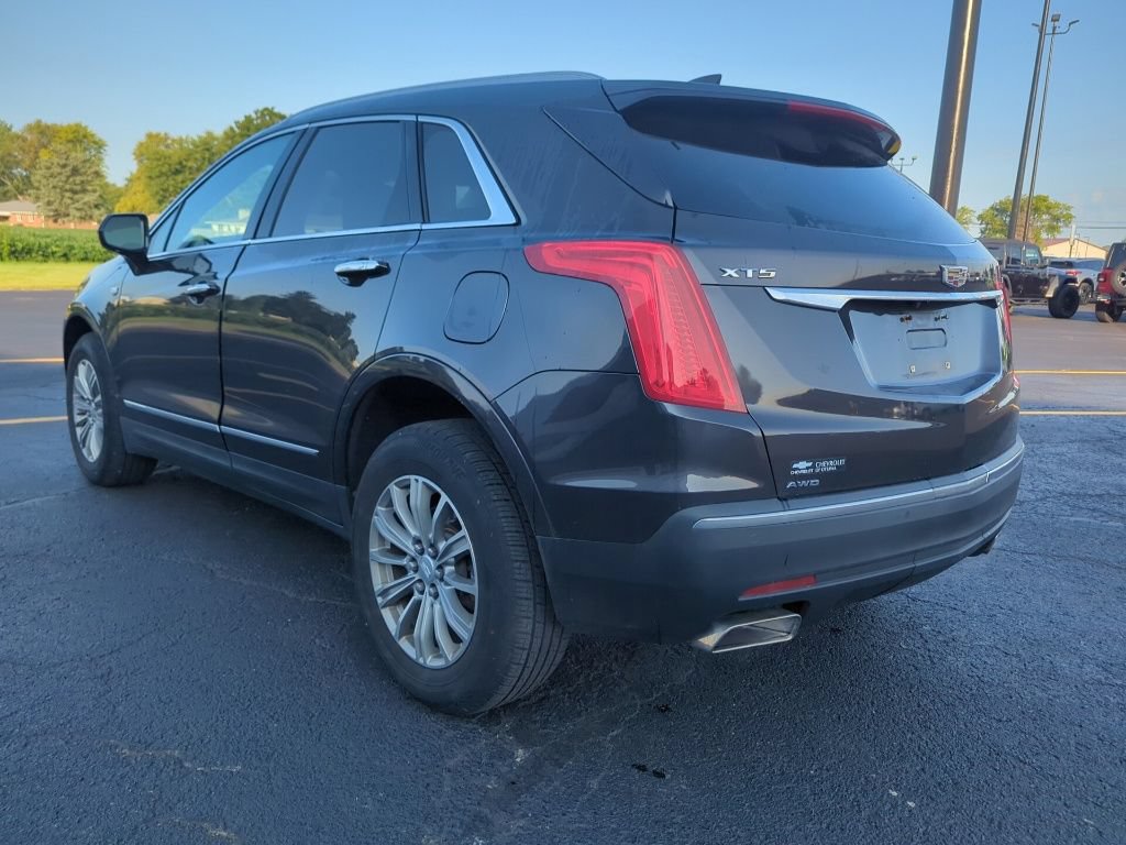 Used 2018 Cadillac XT5 Luxury AWD/4WD image 3