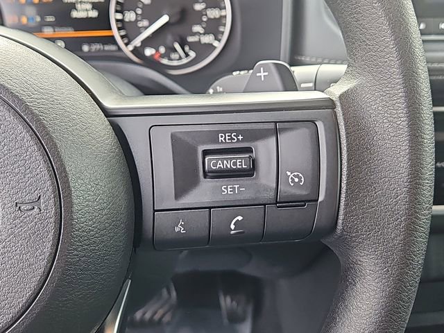 Used 2021 Nissan Rogue S image 22