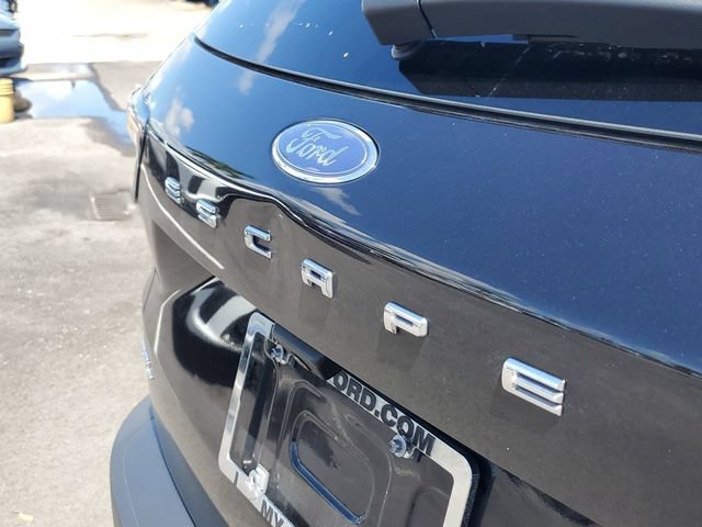 Certified 2022 Ford Escape SEL w/ Technology Package FWD image 6