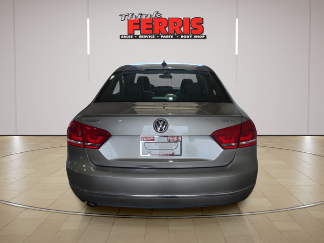 Used 2013 Volkswagen Passat TDI SEL Premium FWD image 6