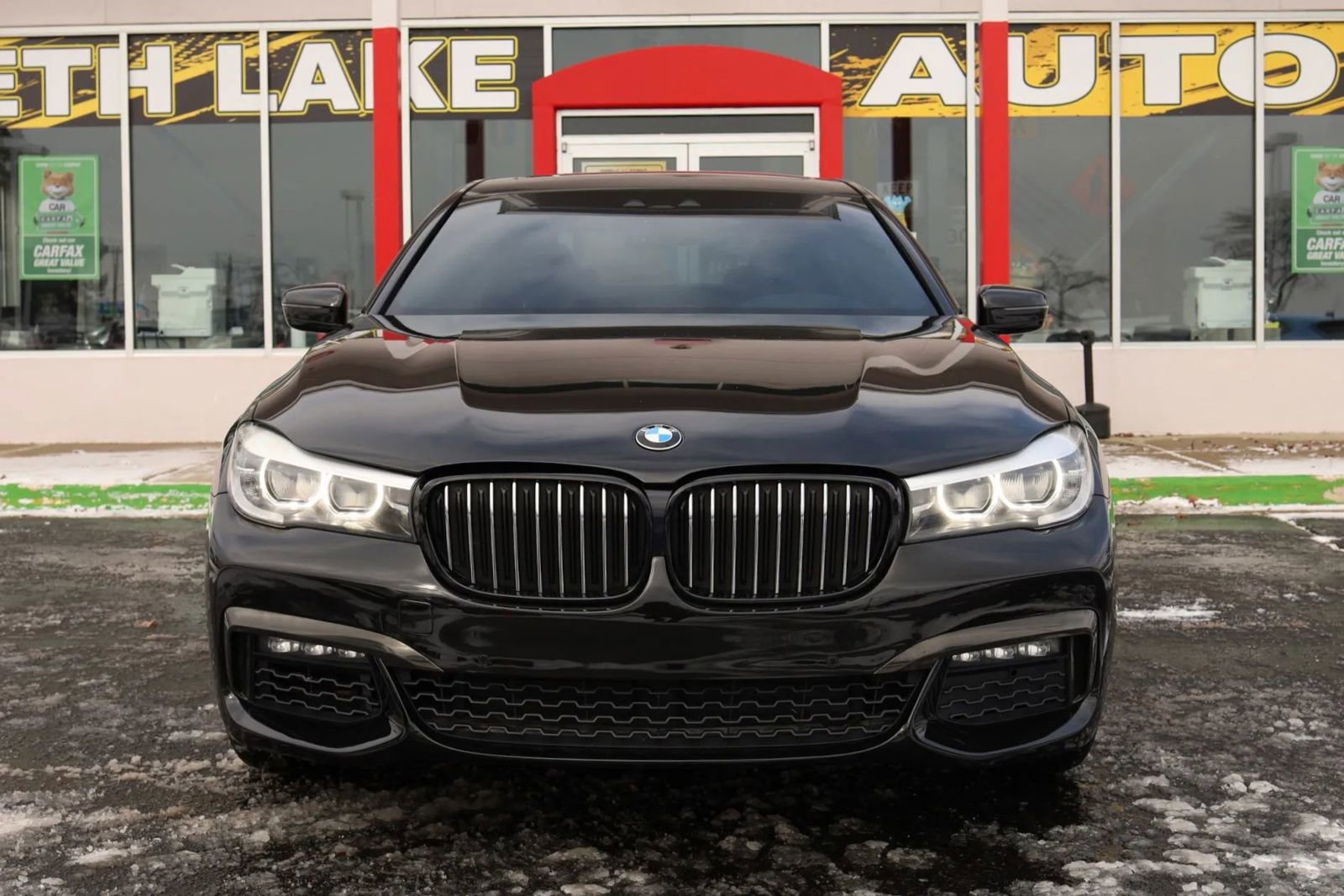 Used 2019 BMW 740i 740i Sedan 4D w/ M Sport Package image 2