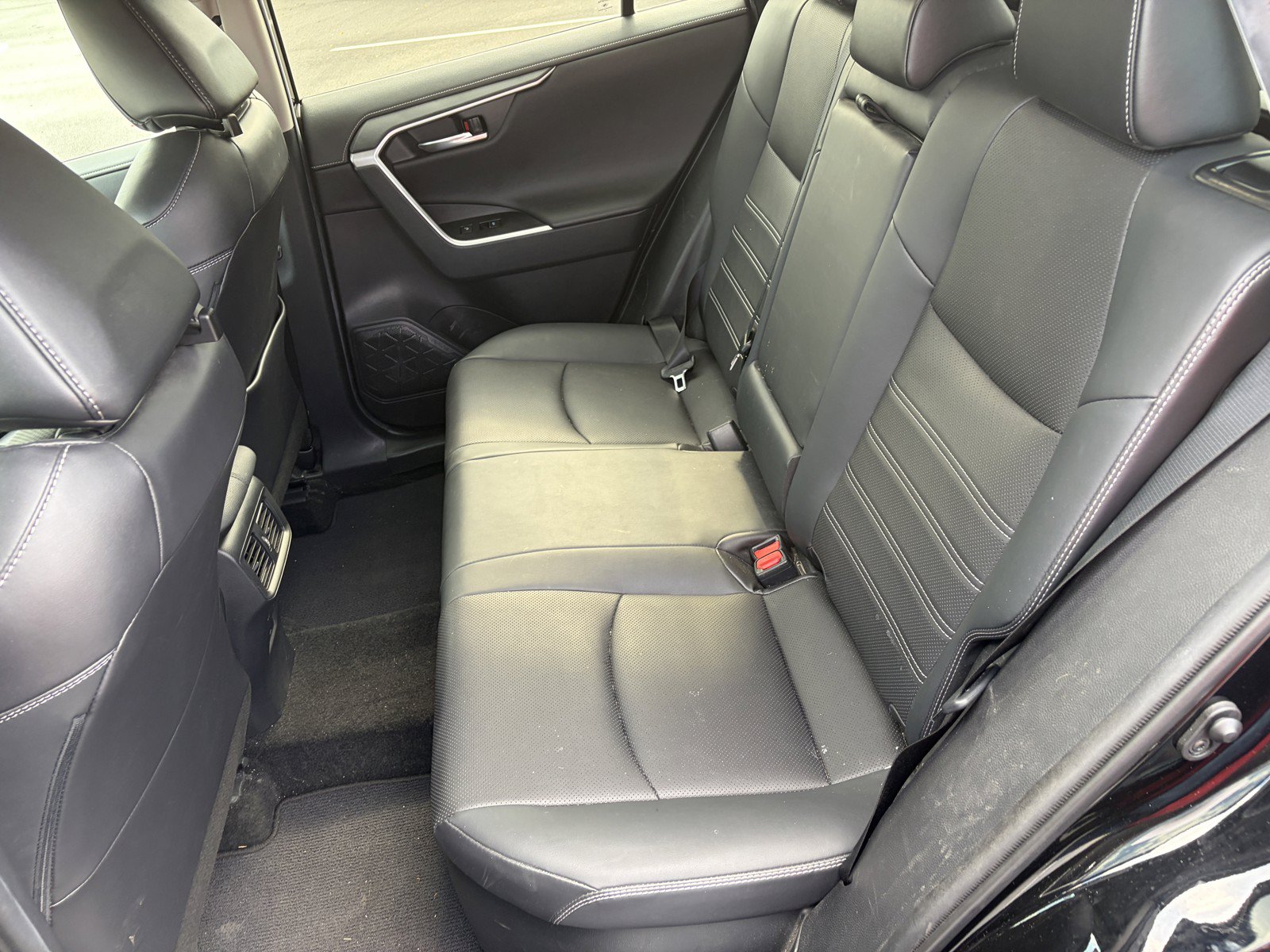 Used 2021 Toyota RAV4 Limited w/ Limited Grade Weather Package AWD/4WD image 9