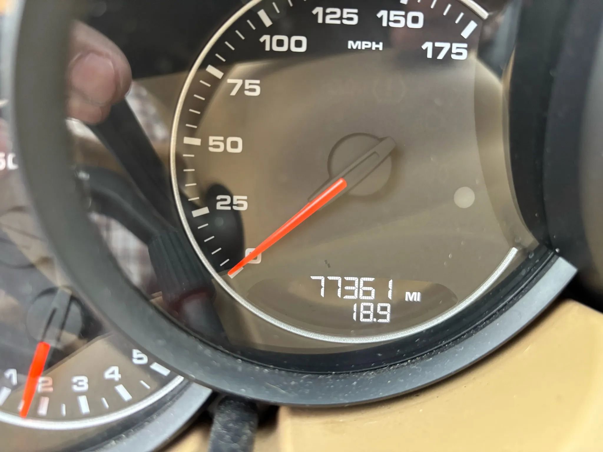 Used 2014 Porsche Cayenne S image 3