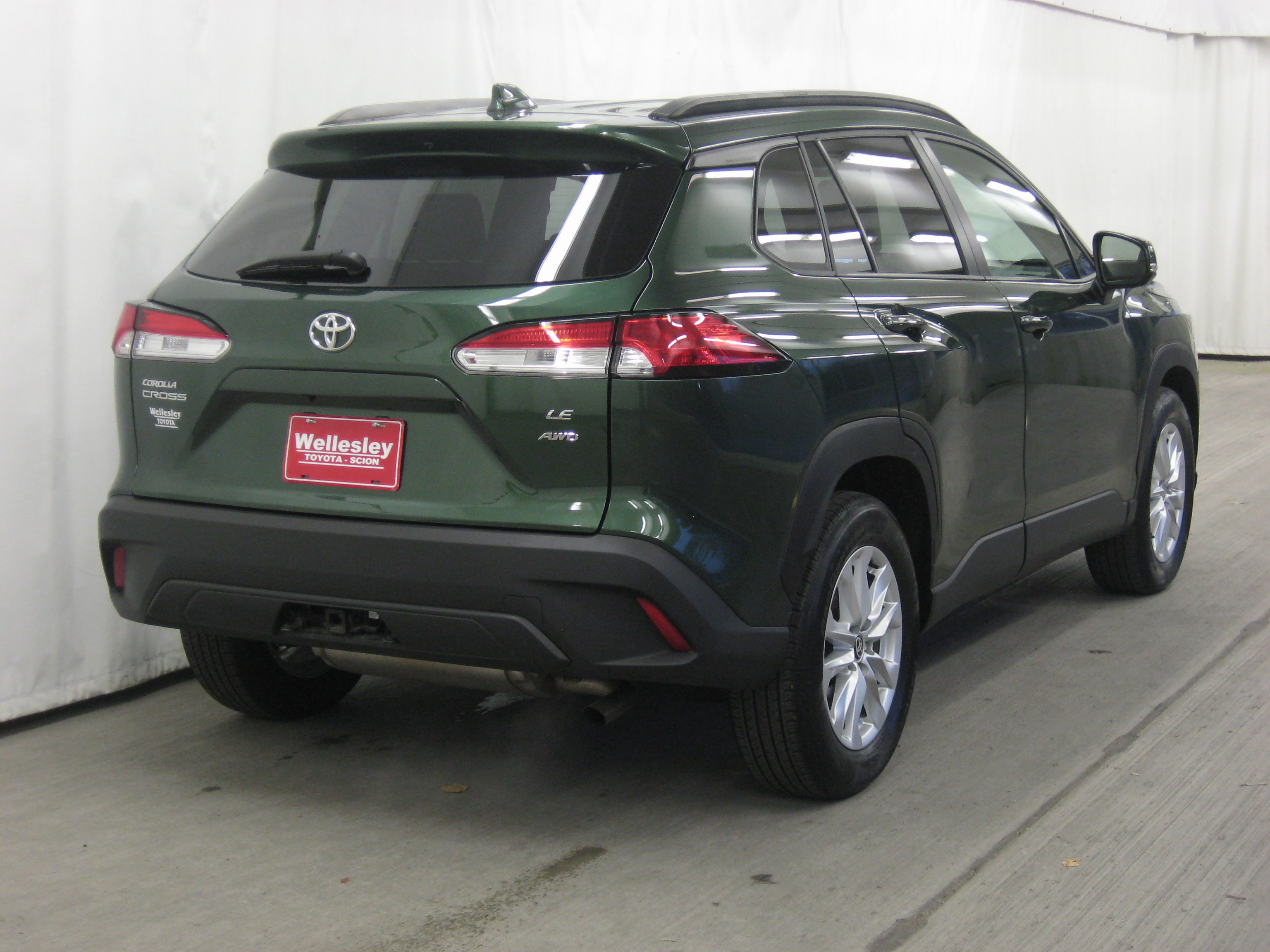 Certified 2023 Toyota Corolla Cross LE image 7