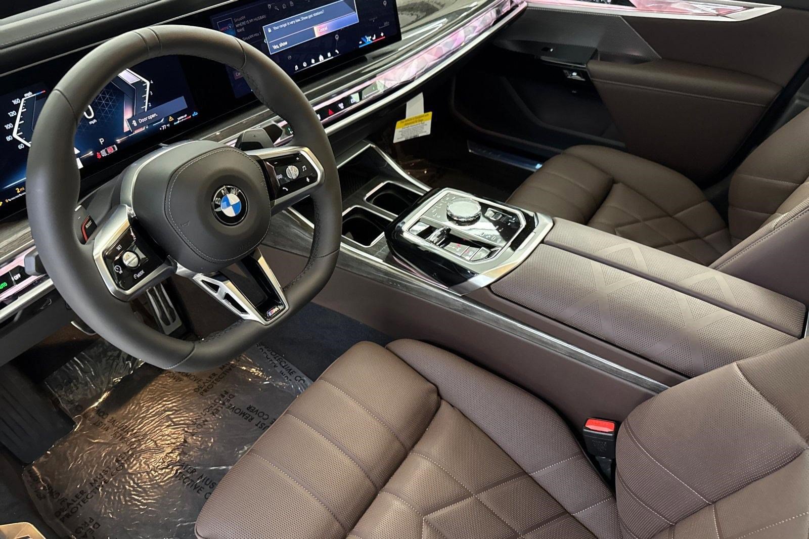 New 2025 BMW 760i xDrive AWD/4WD image 4