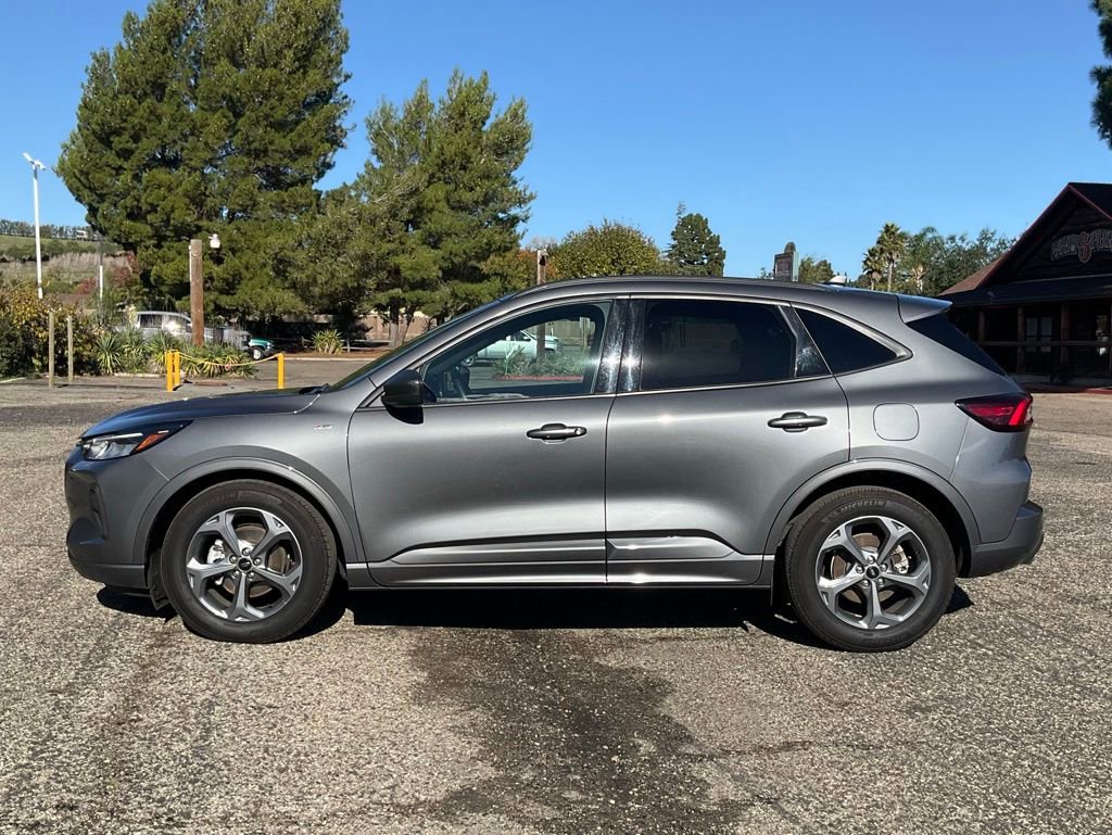 Certified 2024 Ford Escape ST-Line w/ Tech Pack #1 image 3