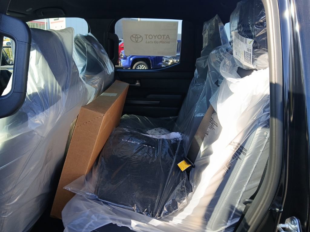 New 2025 Toyota Tacoma TRD Off-Road image 7