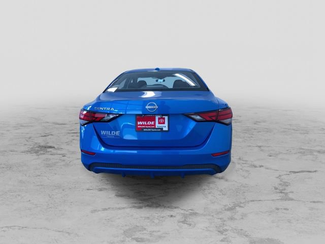 Used 2025 Nissan Sentra SV FWD image 9