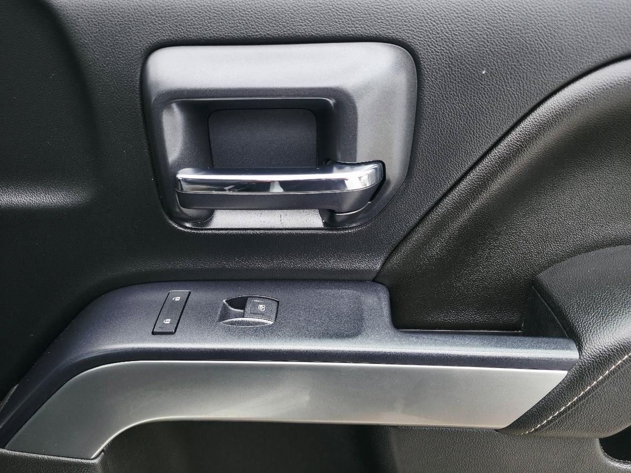 Used 2015 Chevrolet Silverado 1500 LT w/ All Star Edition AWD/4WD image 18