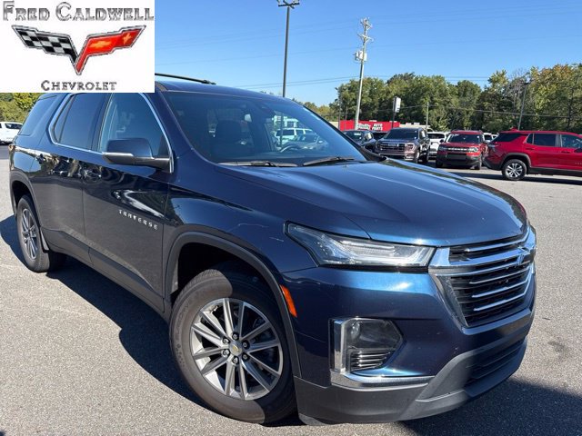 Used 2023 Chevrolet Traverse LT FWD image 1