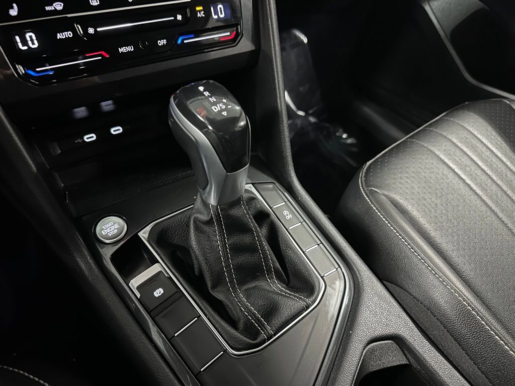 Used 2022 Volkswagen Tiguan SE FWD image 22