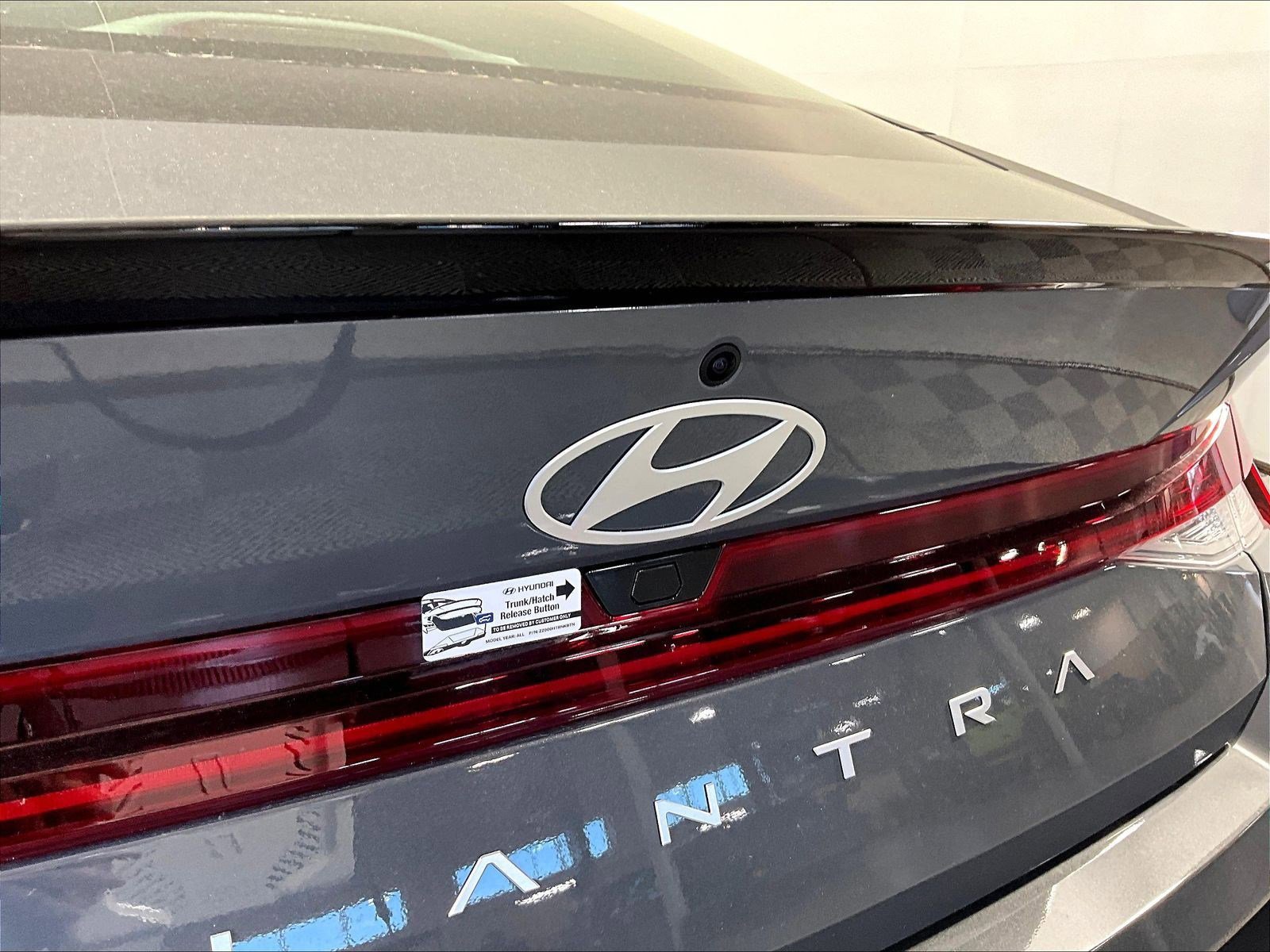 New 2026 Hyundai Elantra SEL Sport FWD image 14