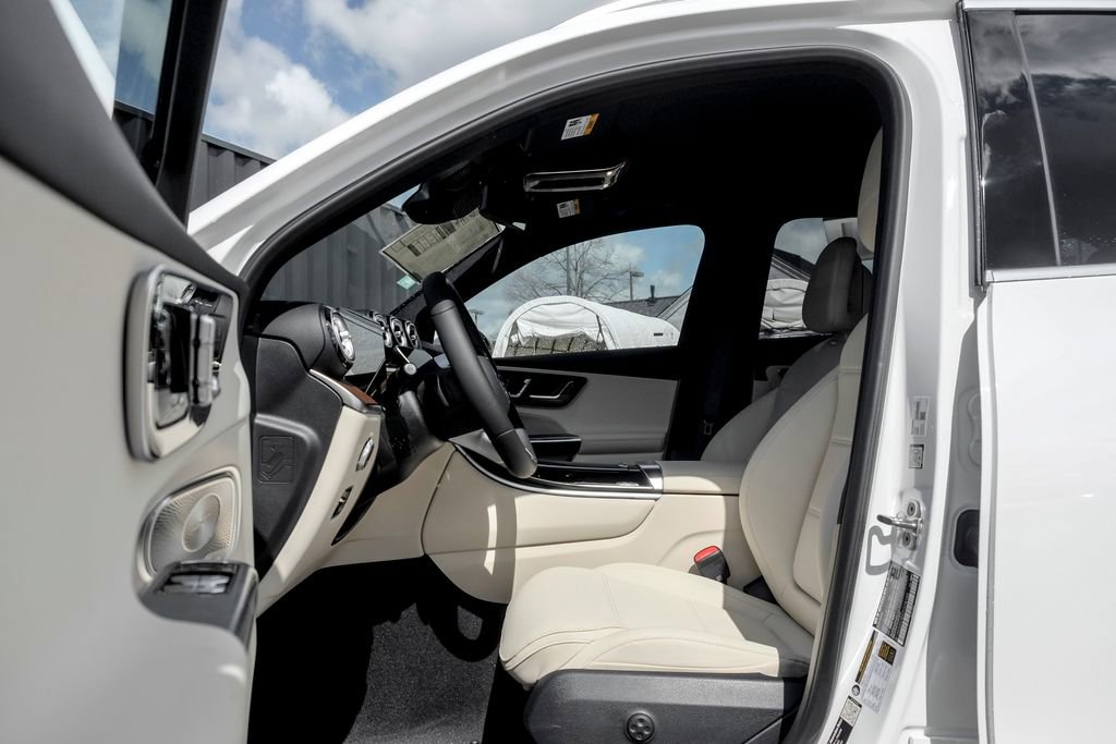 New 2026 Mercedes-Benz GLC 350e 4MATIC image 11