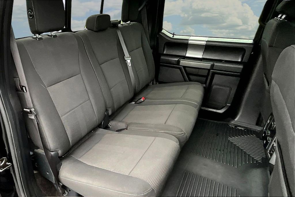 Used 2017 Ford F150 XLT w/ Equipment Group 302A Luxury AWD/4WD image 27