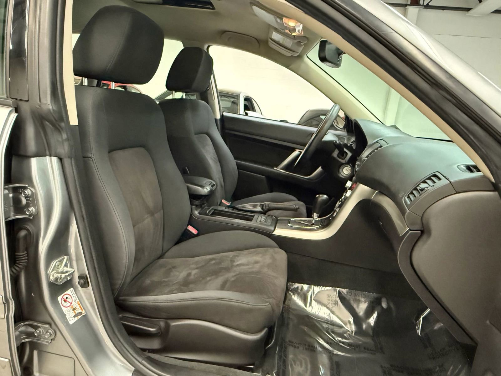 Used 2009 Subaru Outback 2.5i Special Edition image 24