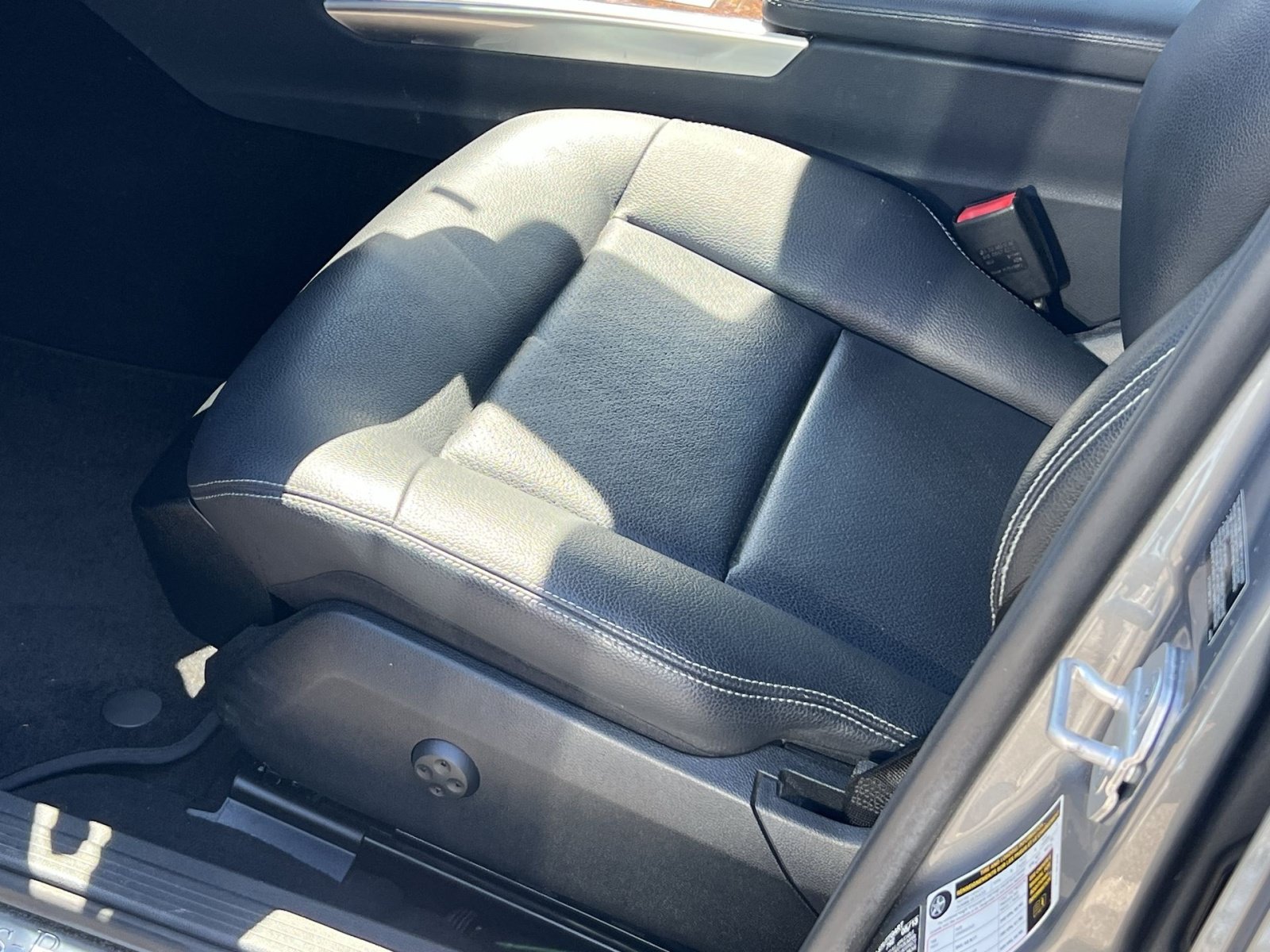 Used 2014 Mercedes-Benz E 350 4MATIC Sedan image 12