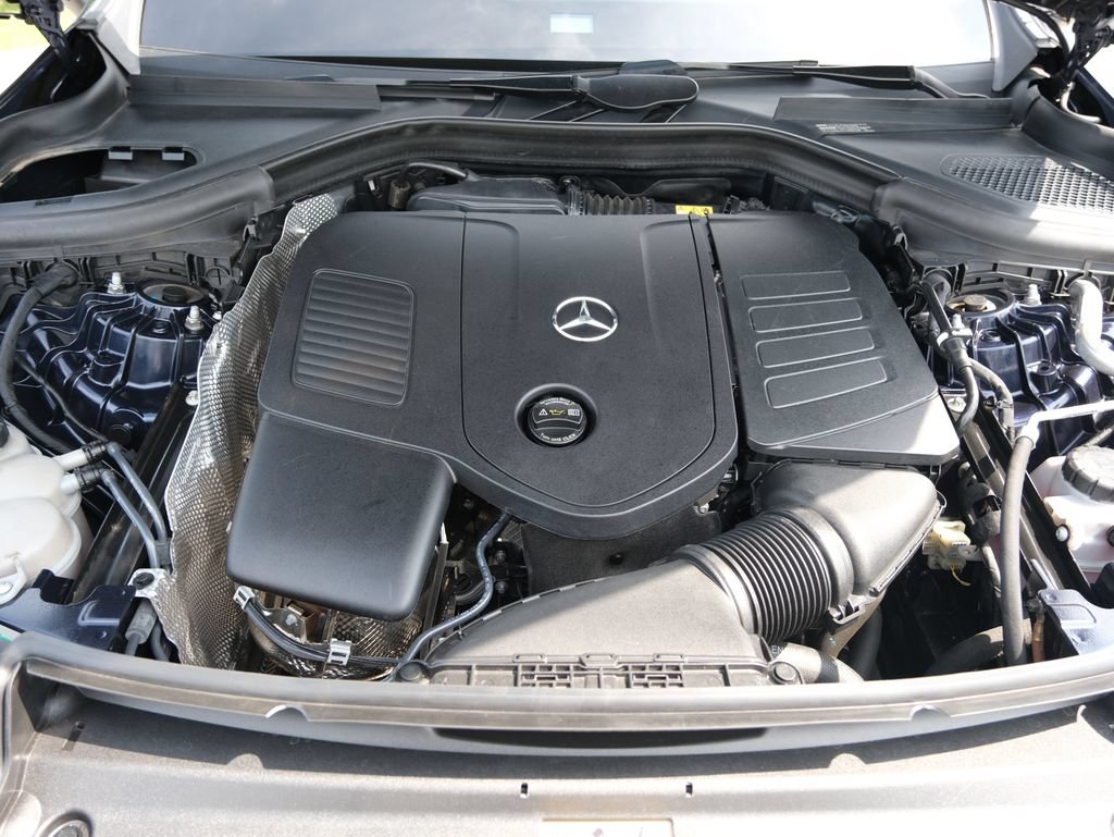 Used 2023 Mercedes-Benz GLC 300 image 40