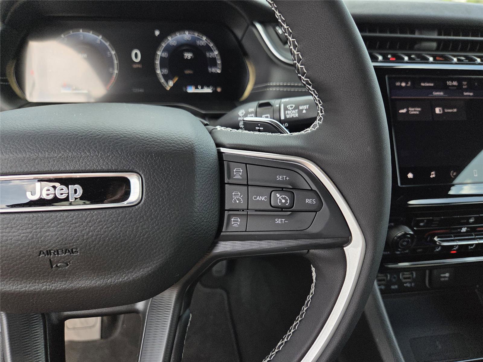 New 2025 Jeep Grand Cherokee Altitude RWD image 27