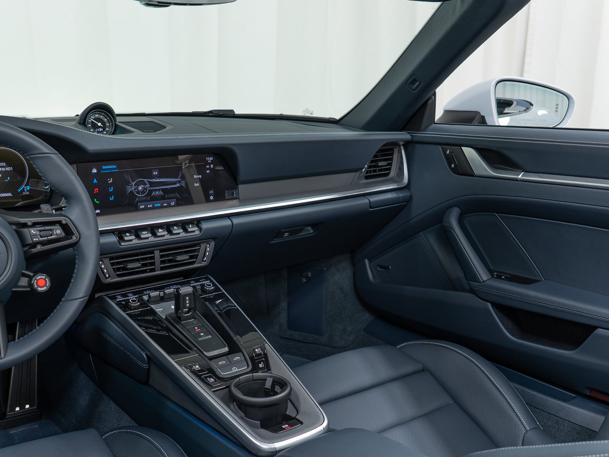 New 2026 Porsche 911 Carrera RWD image 22