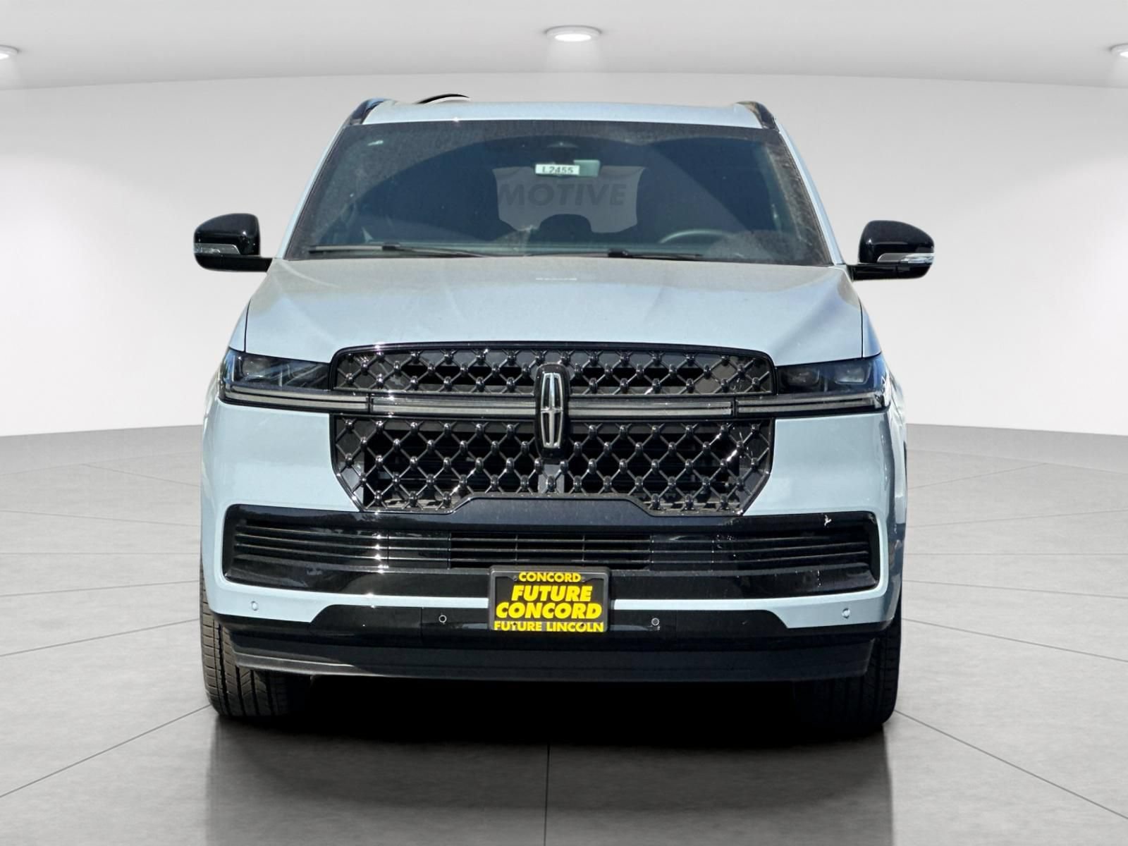 New 2026 Lincoln Navigator L Reserve w/ Jet Appearance Package AWD/4WD image 8