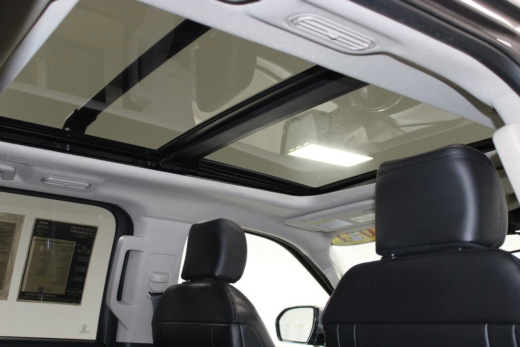 Used 2021 Ford Expedition Platinum image 38