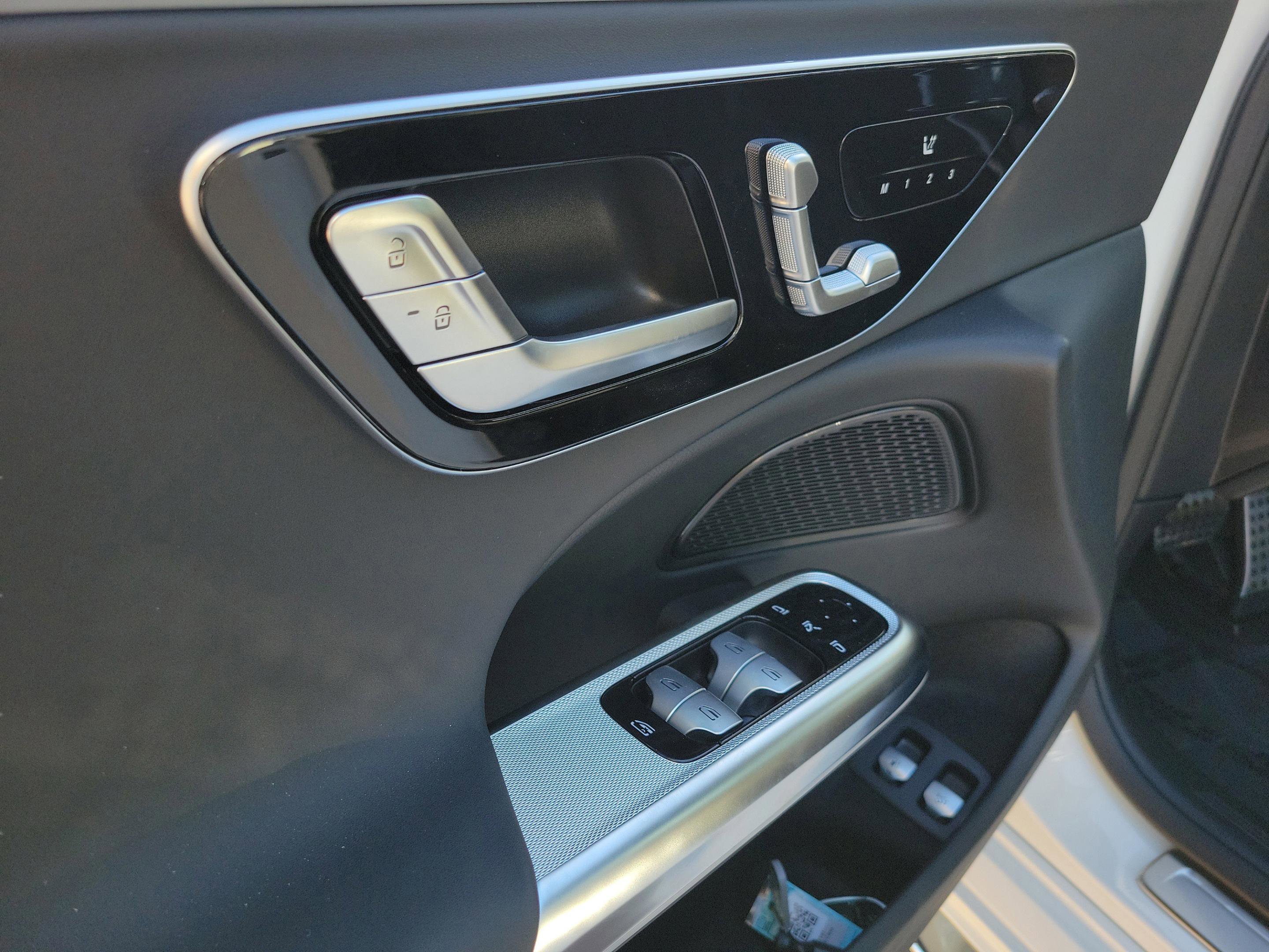 New 2026 Mercedes-Benz E 53 AMG e 4MATIC Sedan image 21