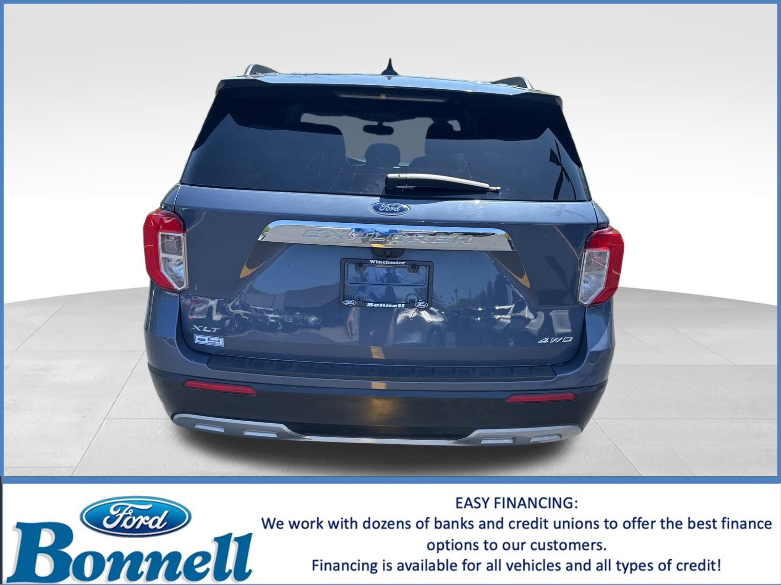 Used 2021 Ford Explorer XLT w/ Equipment Group 202A image 4