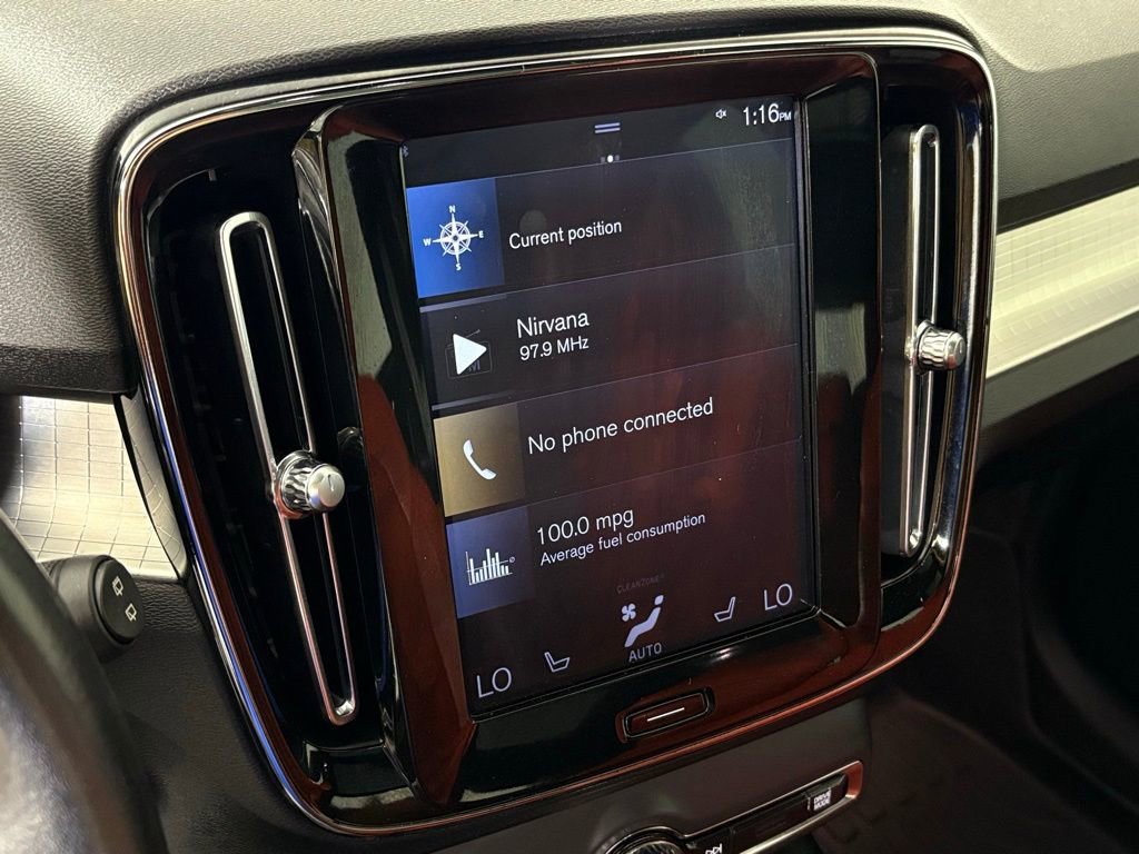 Used 2019 Volvo XC40 T5 Momentum AWD/4WD image 25