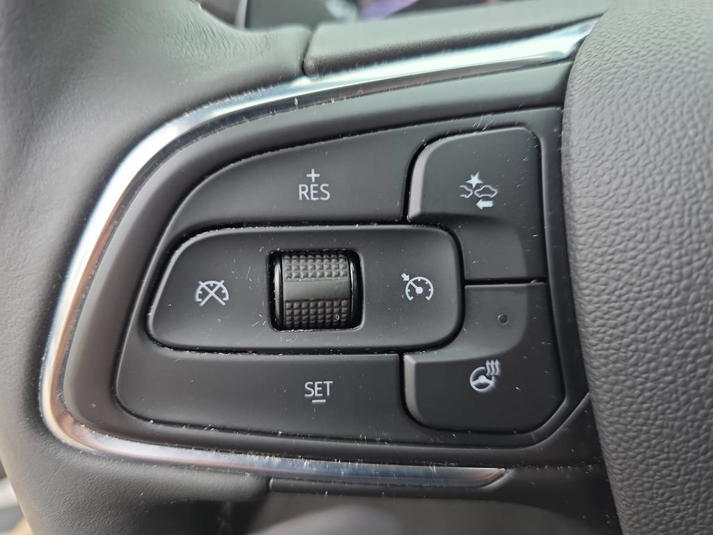 Certified 2023 Buick Envision Essence FWD image 19