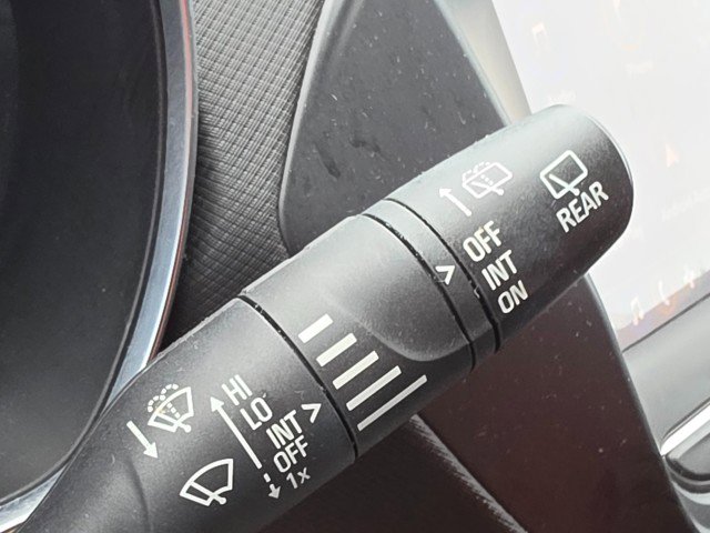 Used 2022 Chevrolet TrailBlazer RS image 36