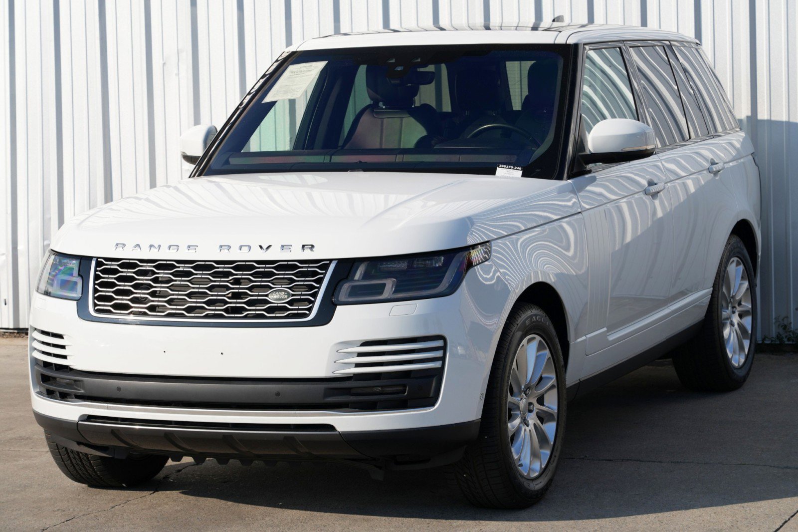 Used 2018 Land Rover Range Rover HSE image 56