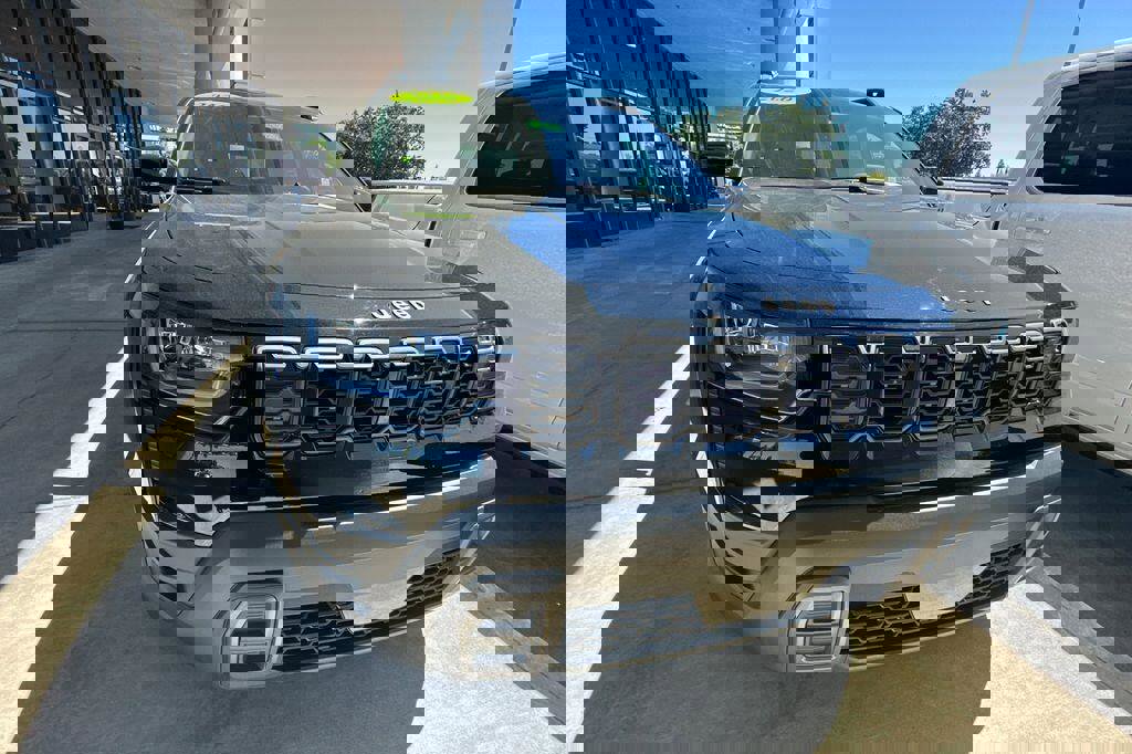 New 2026 Jeep Cherokee Limited image 9