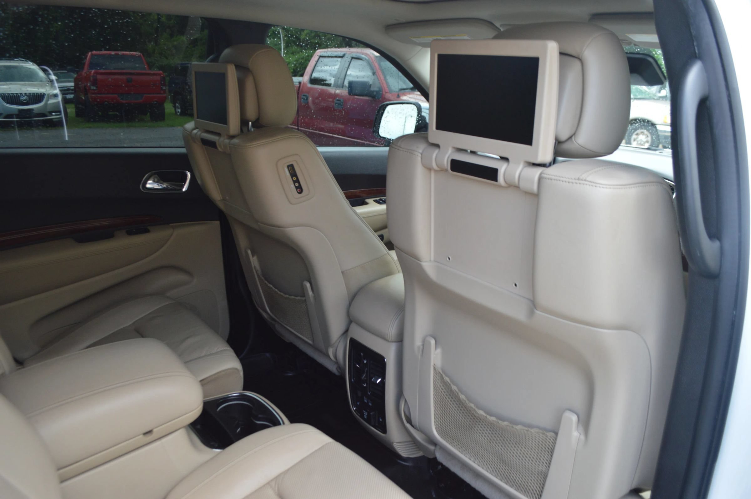 Used 2017 Dodge Durango Citadel w/ Premium Entertainment Group RWD image 23