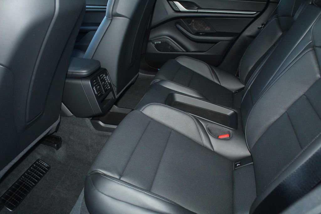 New 2026 Porsche Taycan AWD/4WD image 23