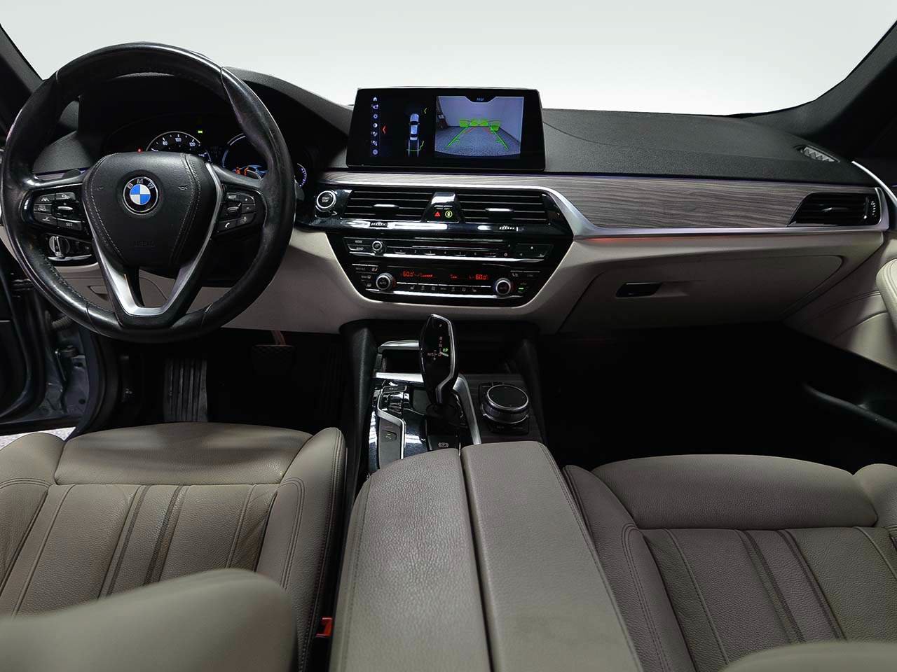 Used 2018 BMW 530e RWD image 13