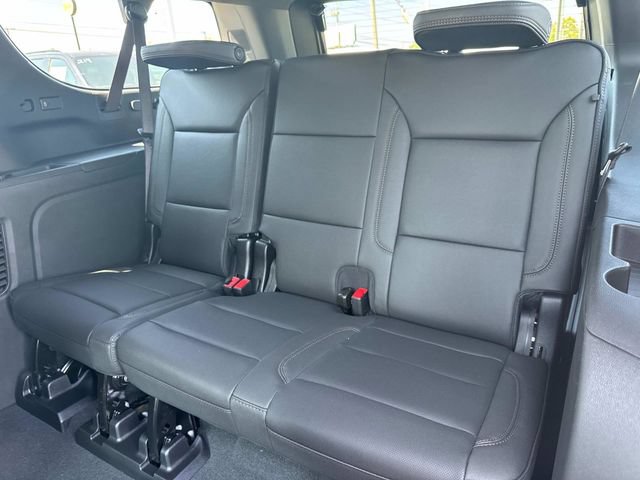 New 2026 Chevrolet Suburban High Country AWD/4WD image 18