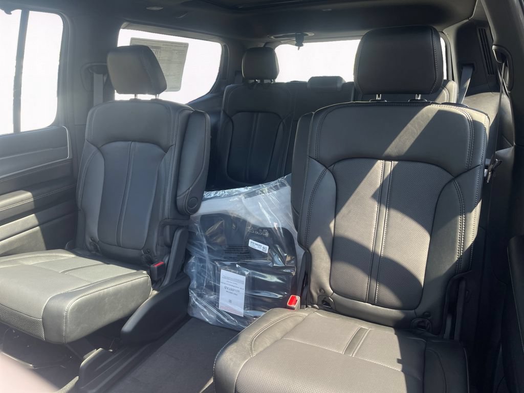 New 2026 Jeep Grand Wagoneer Limited AWD/4WD image 13