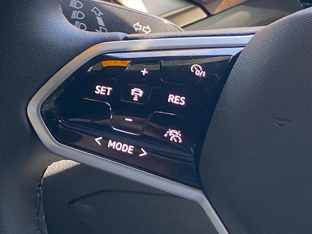 Certified 2023 Volkswagen ID.4 Pro image 4