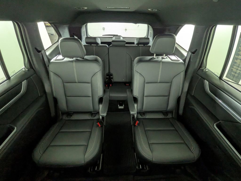 Certified 2025 GMC Acadia Elevation w/ Elevation Premium Package image 33