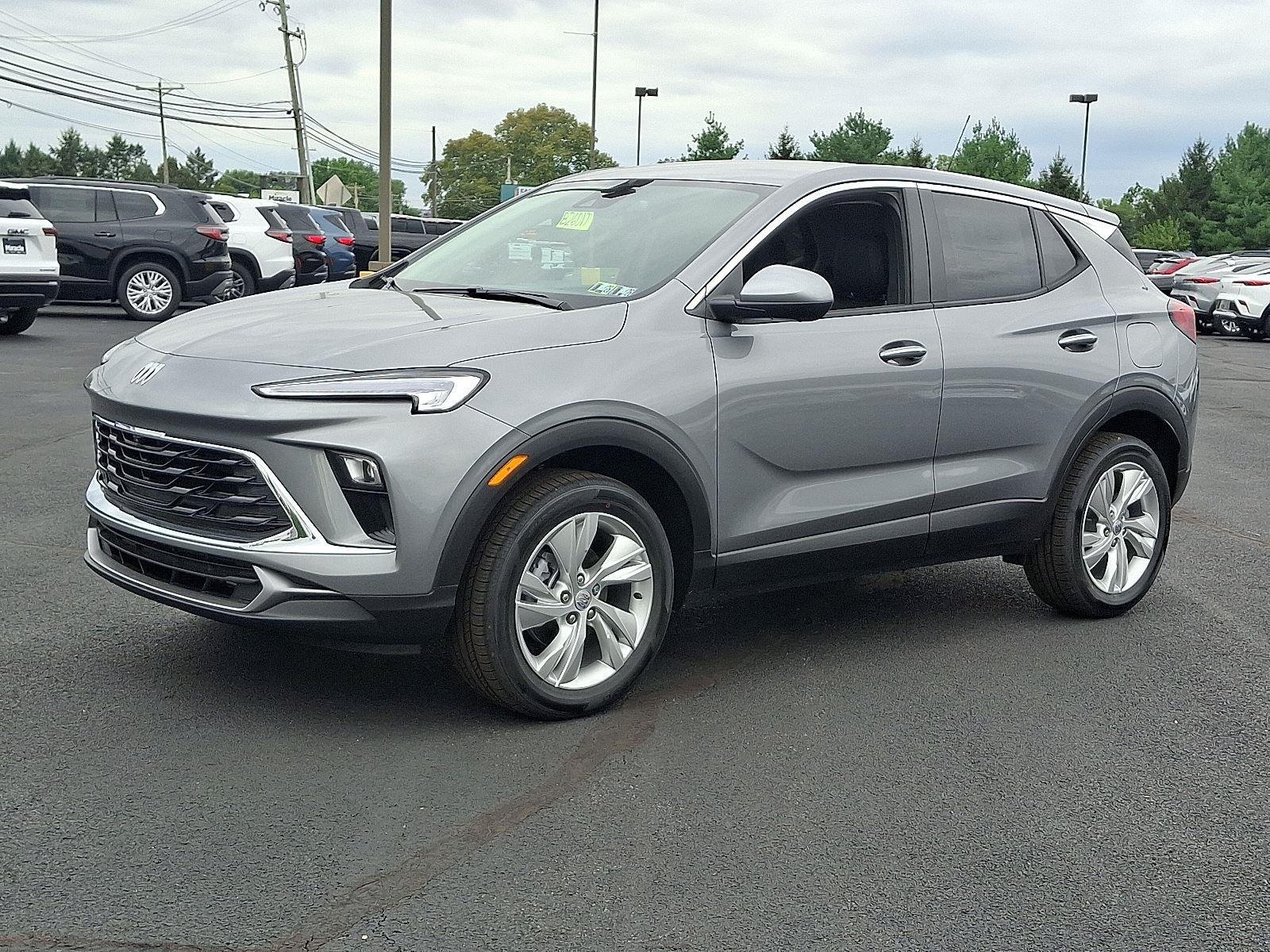 Used 2026 Buick Encore GX Preferred w/ Advanced Technology Package AWD/4WD image 2