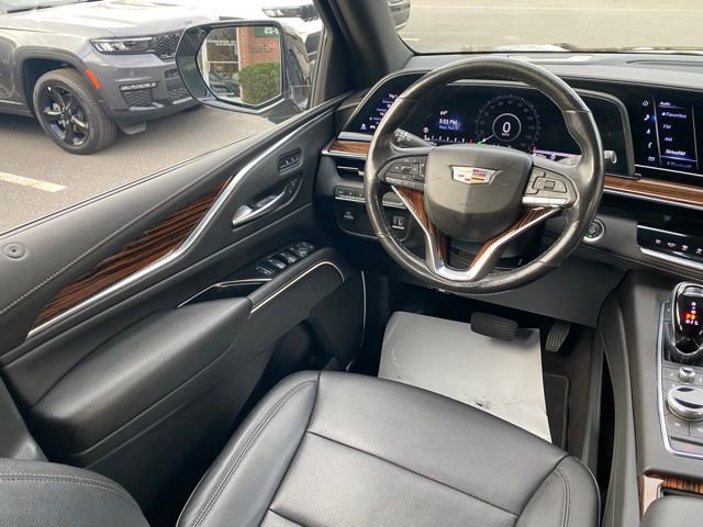 Used 2022 Cadillac Escalade ESV Luxury image 36