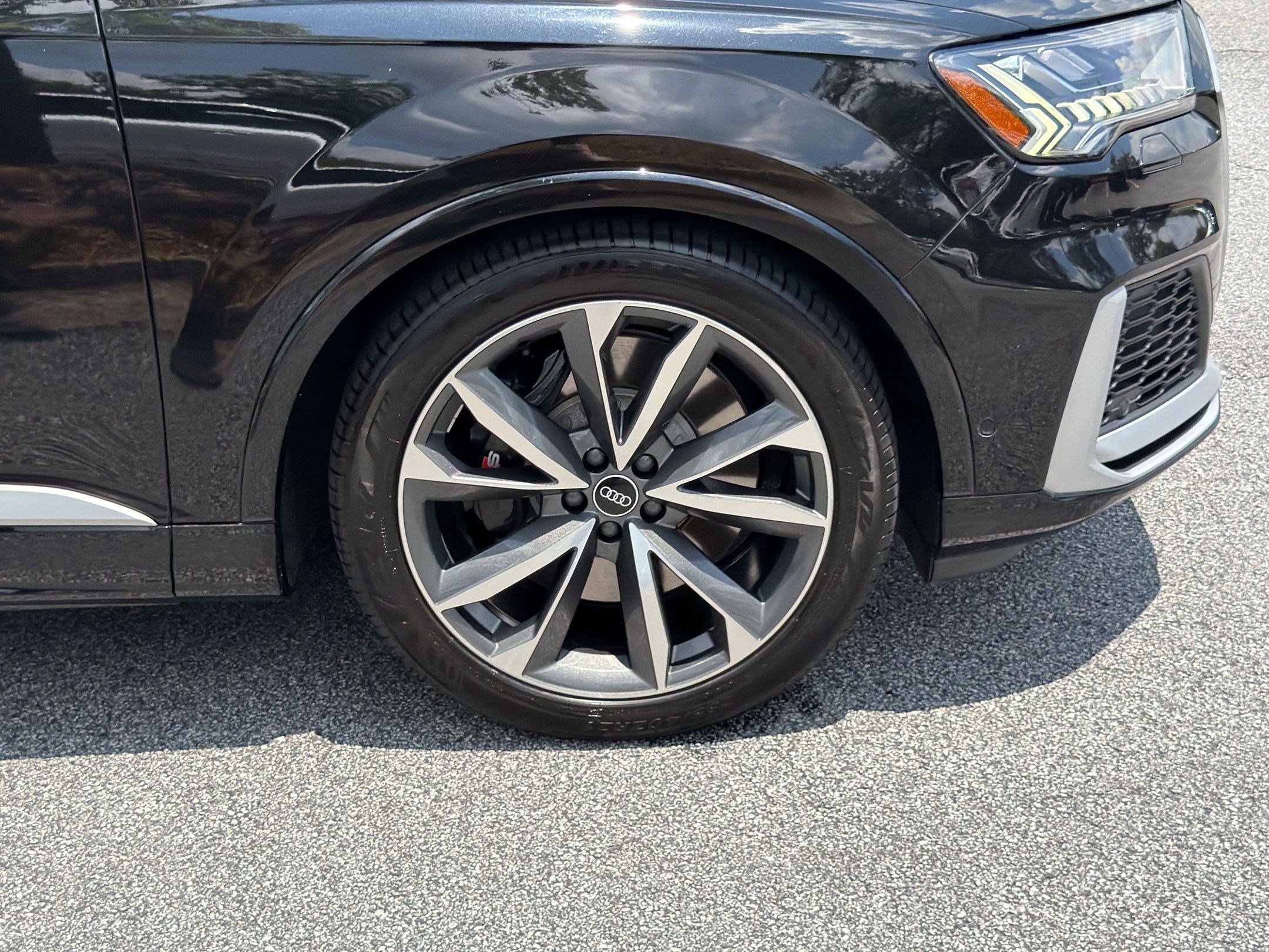Used 2022 Audi SQ7 Premium Plus AWD/4WD image 12