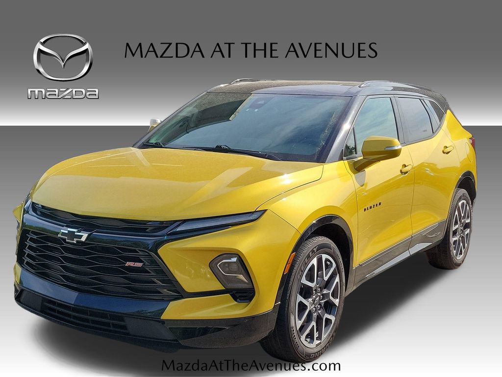 Used 2023 Chevrolet Blazer RS image 1
