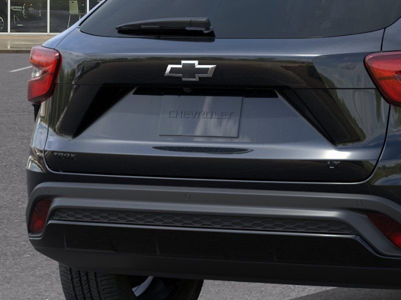 New 2026 Chevrolet Trax LT w/ Driver Confidence Package FWD image 14