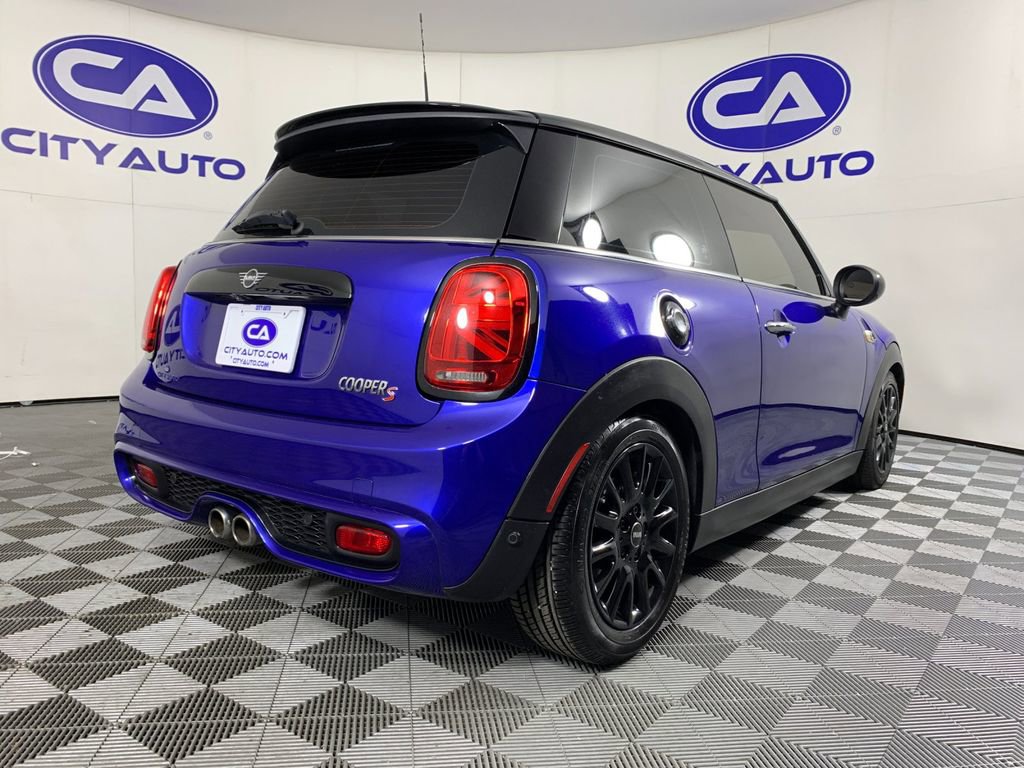Used 2019 MINI Cooper S w/ Premium Package FWD image 3